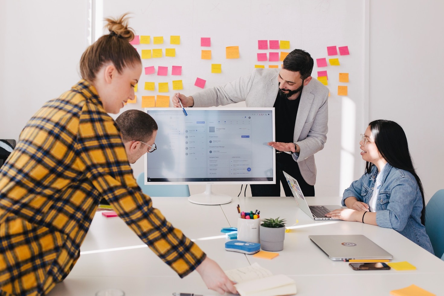 Scaling Operations With Bespoke Software Solutions
